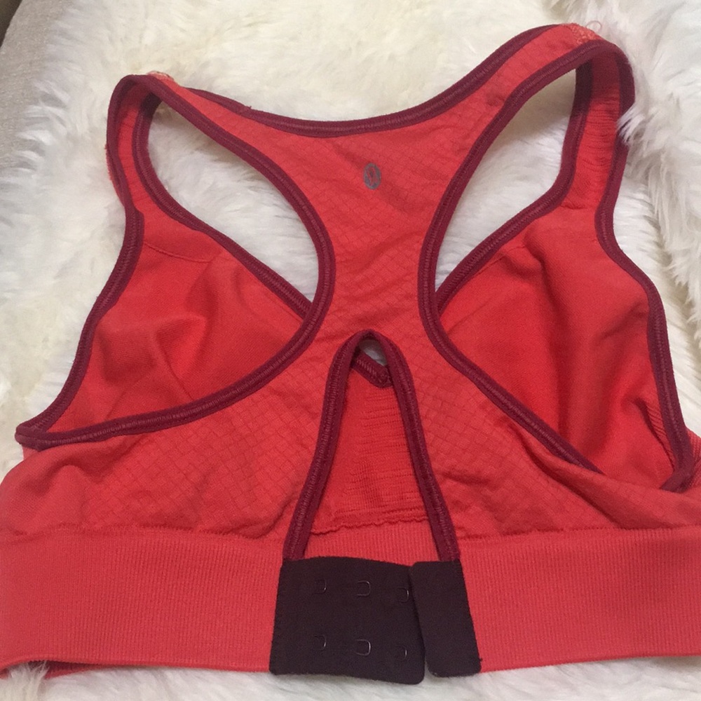 Lululemon sports bra💕